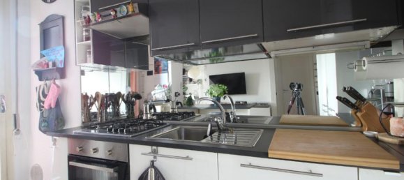 2 Schlafzimmer Wohnung in Garbagnate Milanese, Italy, Nr. 298389 10