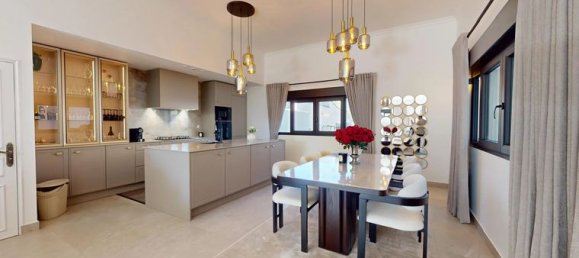 3 Schlafzimmer Haus in Montfermeil, France, Nr. 354740 5