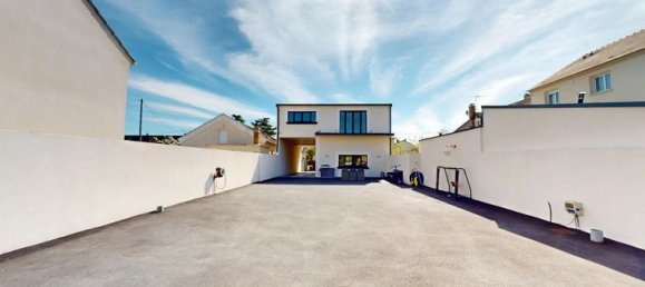 3 Schlafzimmer Haus in Montfermeil, France, Nr. 354740 14