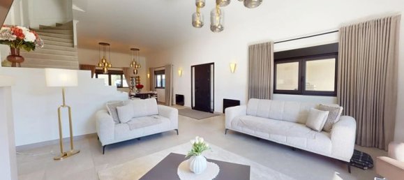 3 Schlafzimmer Haus in Montfermeil, France, Nr. 354740 6