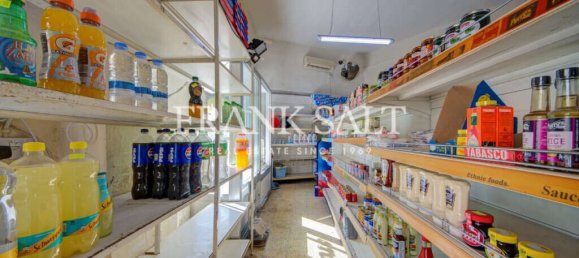  Shop in Mosta, Malta No. 33 3