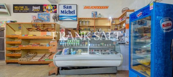  Shop in Mosta, Malta No. 33 6