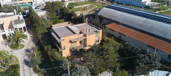 Вилла с 12 комнатами в Ortelle, Италия № 231697 56