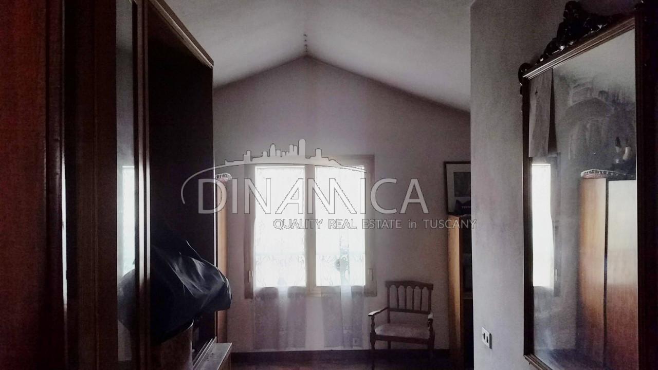 6 rooms House in San Miniato, Italy No. 231852