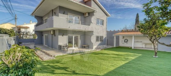 Villa de 4 dormitorios en Cascais, Portugal No. 51089 16