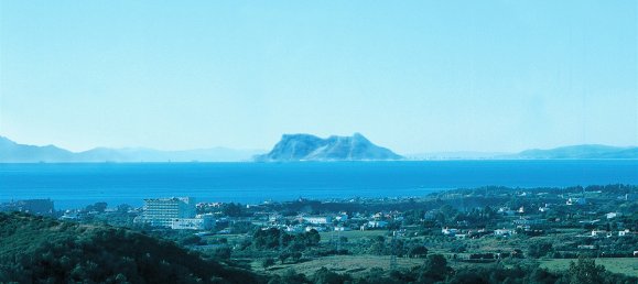 Terreno en Estepona, Spain 500 m² No. 25338 6