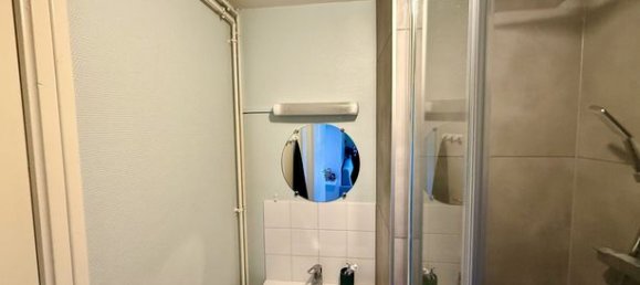 Studio in Rouen, France No. 354889 6