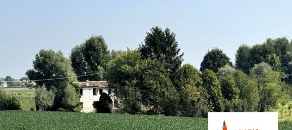 9830m² Land in Lendinara, Italy No. 172670 9