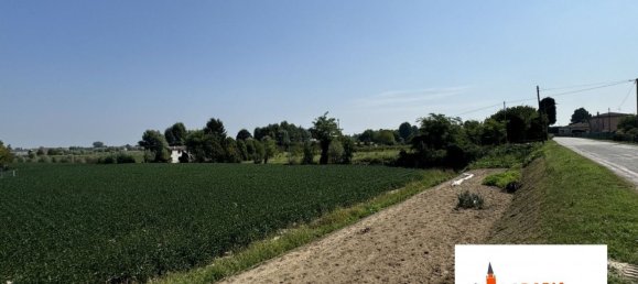 9830m² Land in Lendinara, Italy No. 172670 11