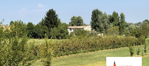 9830m² Land in Lendinara, Italy No. 172670 6