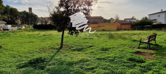  قطعة أرض في Garriguella, Spain 400متر مربع رقم 73564 3