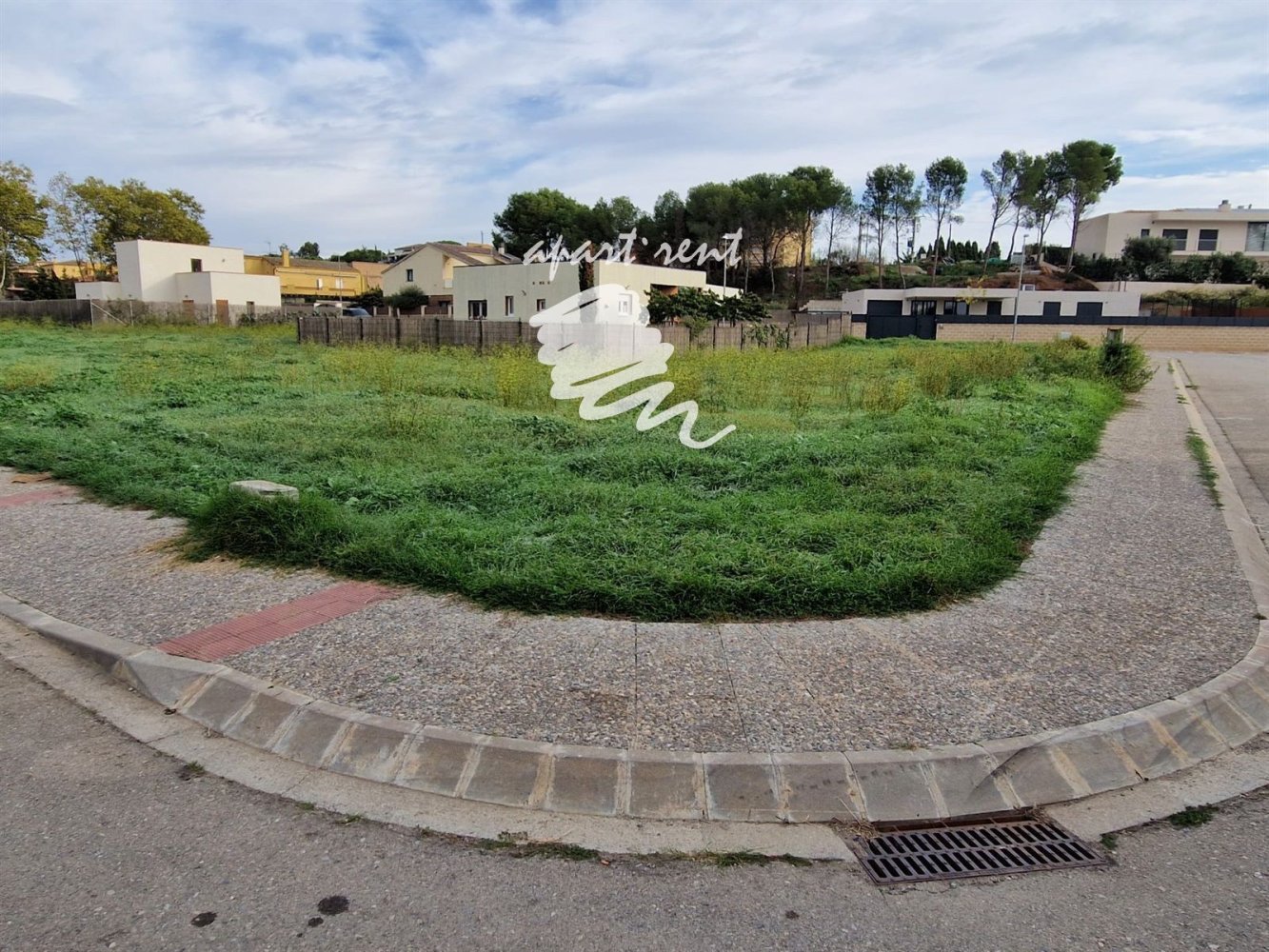  قطعة أرض في Garriguella, Spain 400متر مربع رقم 73564