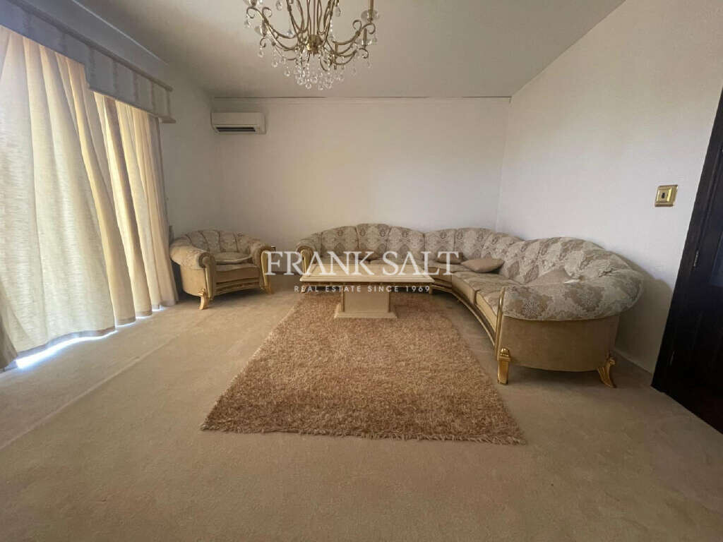 Вилла с 4 спальнями в Каппара, Мальта № 2325