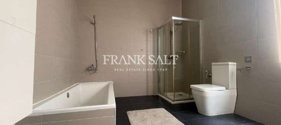 Вилла с 4 спальнями в Каппара, Мальта № 2325 11