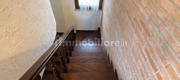 Квартира с 3 спальнями в Комаккьо, Италия № 207756 17