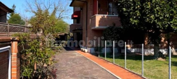 Квартира с 3 спальнями в Комаккьо, Италия № 207756 2