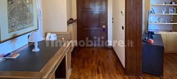 Квартира с 3 спальнями в Комаккьо, Италия № 207756 20