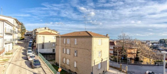 2 bedrooms Apartment in Sant'Elpidio a Mare, Italy No. 77520 17