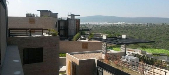 2 bedrooms Apartment in Queretaro, Mexico No. 160408 2