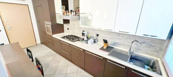 2 Schlafzimmer Wohnung in Parma, Italy, Nr. 371669 11