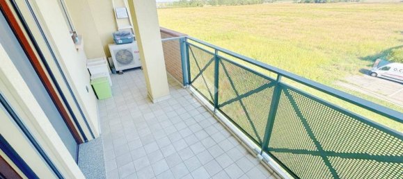 2 Schlafzimmer Wohnung in Parma, Italy, Nr. 371669 8