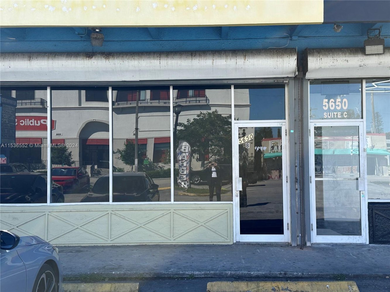 tienda en alquiler en Miami, Miami-Dade, Florida, USA № 613416