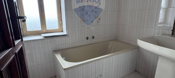 2 bedrooms House in Falciano del Massico, Italy No. 358200 5