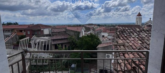 2 bedrooms House in Falciano del Massico, Italy No. 358200 2