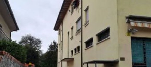 3 rooms Apartment in Induno Olona, Italy No. 5411 2