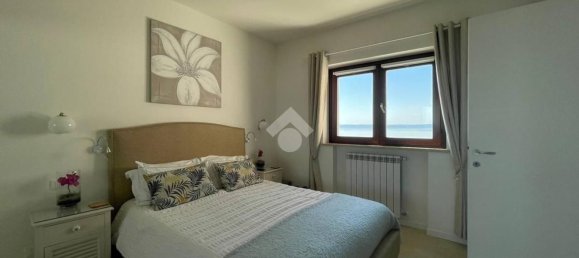 Apartamento de 4 habitaciónes en Trevignano Romano, Italy No. 219256 16