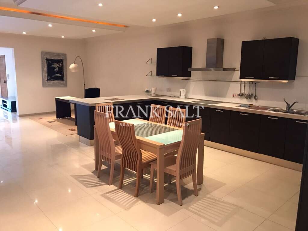 3 bedrooms Apartment in Sliema, Malta No. 6495