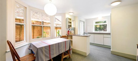 4 bedrooms House in London, United Kingdom No. 12748 17