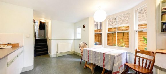 4 bedrooms House in London, United Kingdom No. 12748 25