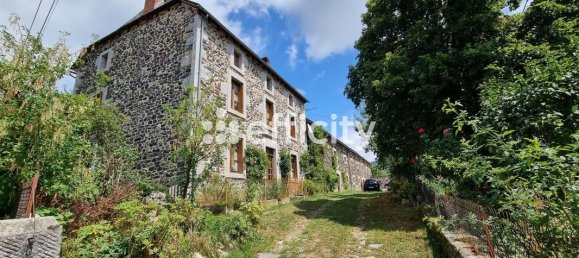5 Schlafzimmer Haus in Cantal, France, Nr. 305008 3