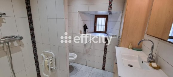 5 Schlafzimmer Haus in Cantal, France, Nr. 305008 12