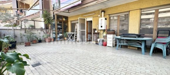 2 chambres Appartement à Rome, Italy No. 75751 3