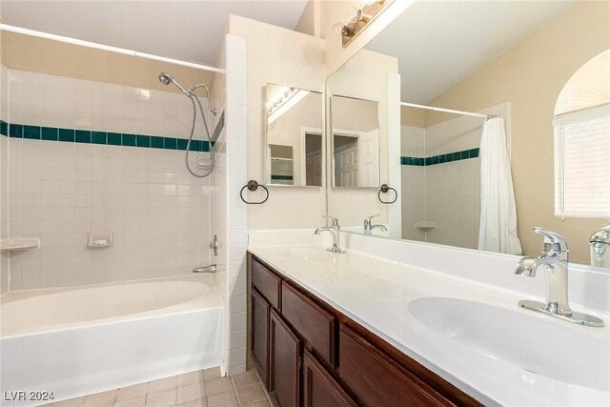 3 bedrooms House in Henderson, USA No. 372347