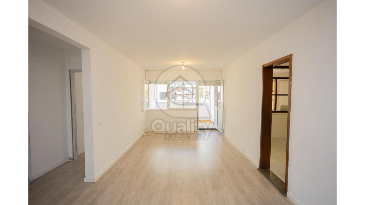 4 bedrooms Apartment in Moita, Portugal No. 195252