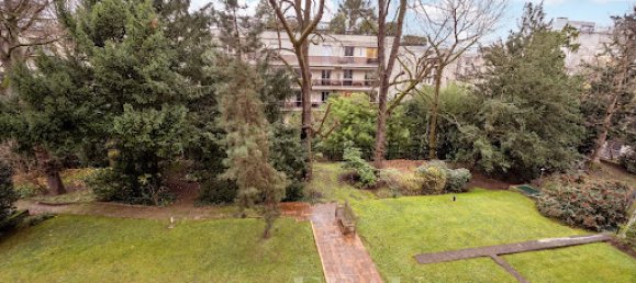 Apartamento de 4 dormitorios en Neuilly-sur-Seine, France No. 169397 7