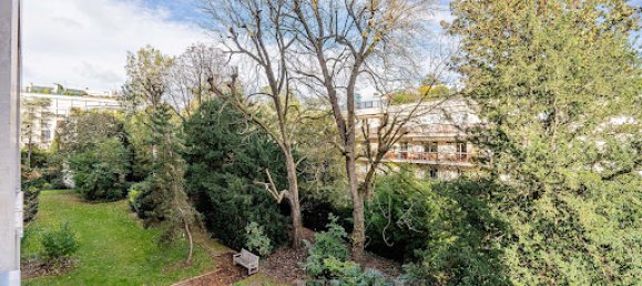 Apartamento de 4 dormitorios en Neuilly-sur-Seine, France No. 169397 3