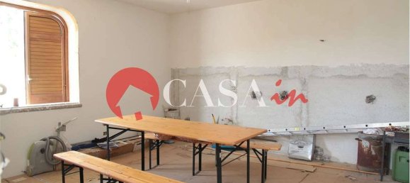 4 Schlafzimmer Villa in Militello Rosmarino, Italy, Nr. 85238 10