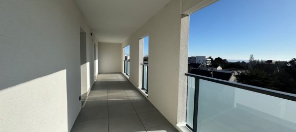 3 Schlafzimmer Wohnung in Saint-Nazaire, France, Nr. 343115 2