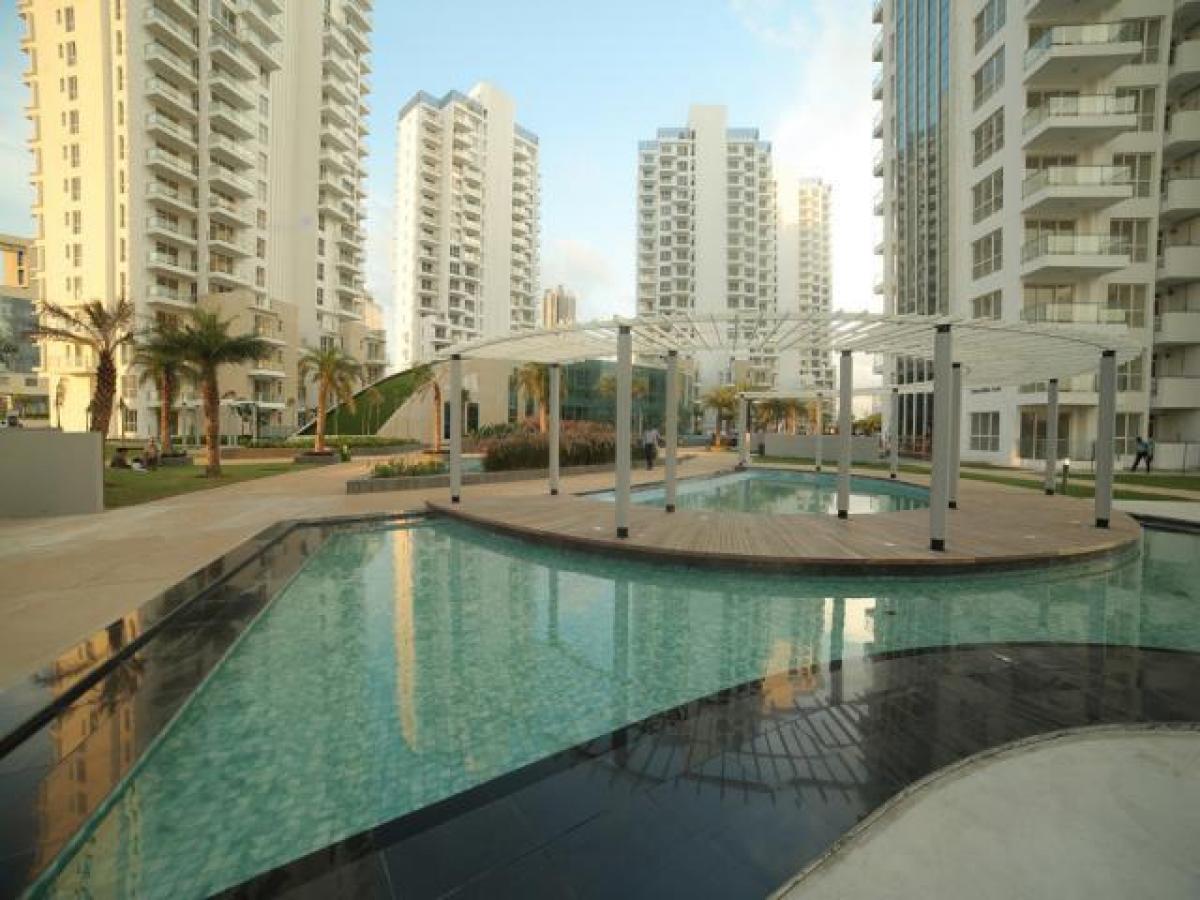 3 bedrooms House in Gurgaon, India No. 11297