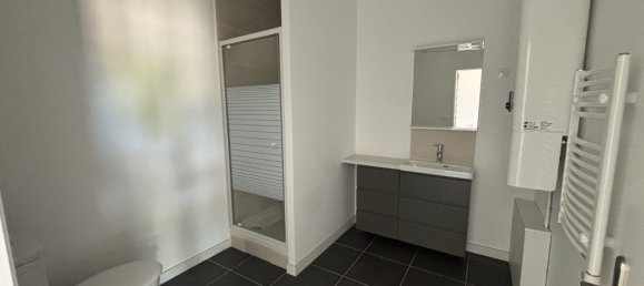 2 bedrooms House in Boulogne-sur-Mer, France No. 262667 5