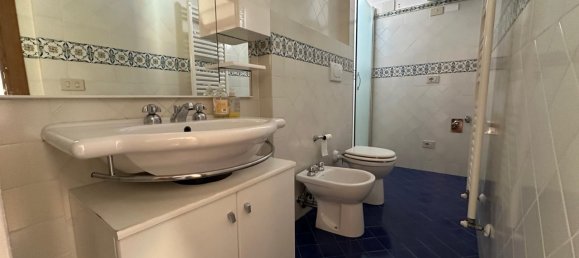 2 rooms Apartment in Florence, Italy No. 127947 24