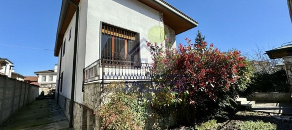 6 rooms Villa in Sant'Angelo Lodigiano, Italy No. 213939 3