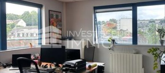 415m² Office in Creil, France No. 301151 7