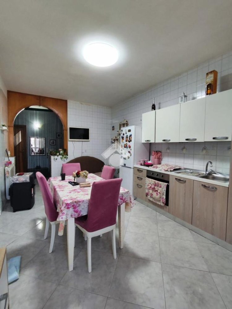 Apartamento T3 em Afragola, Italy N.º 358696