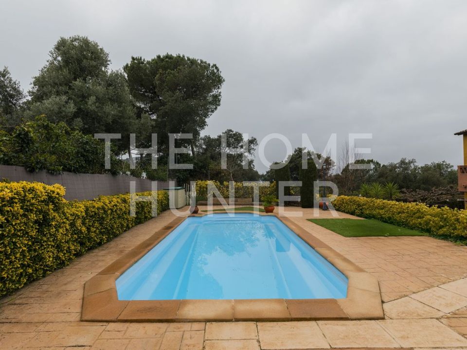 4 Schlafzimmer Villa in Dosrius, Spain, Nr. 262704