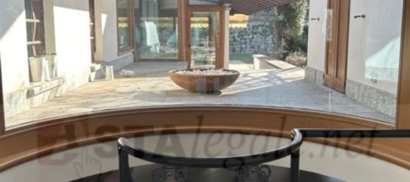 23-Zimmer Villa in Erba, Italy, Nr. 3267 7